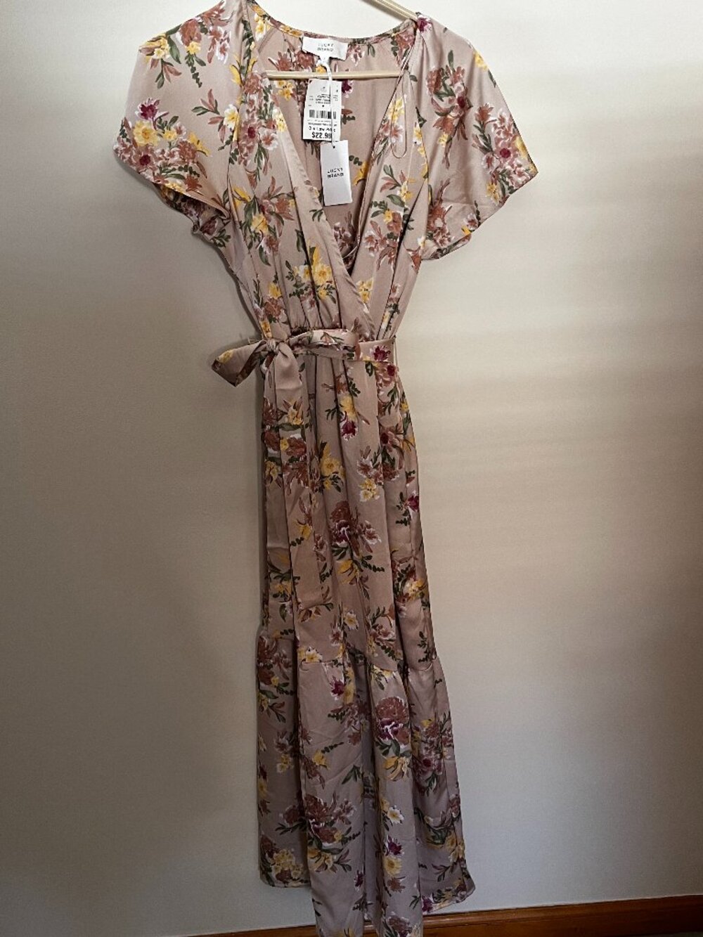 Lucky Brand Dress Women’s Sand Floral Short Sleeves Midi Tiered / Size M